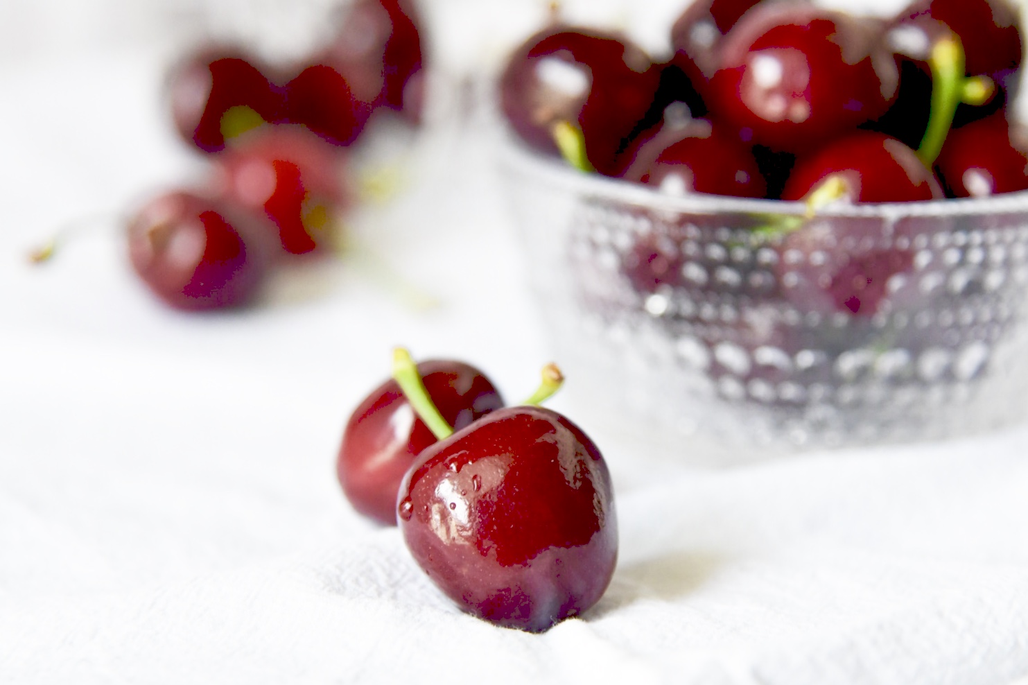 5天吃掉6斤车厘子,女子一夜"血便"20多次