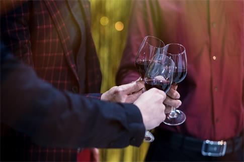 1715644977693014.jpg 摄图网_500810066_banner_干杯cheers(企业商用).jpg