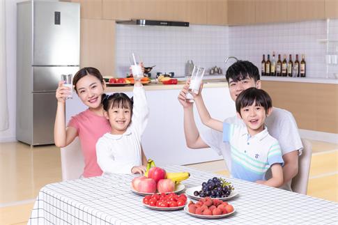 1720571871753817.jpg 摄图网_500961508_banner_家庭生活一起吃早餐(企业商用).jpg